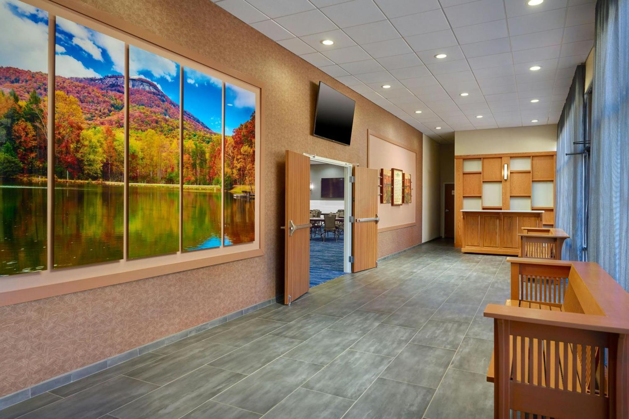 Fairfield Inn & Suites By Marriott Хелен Экстерьер фото